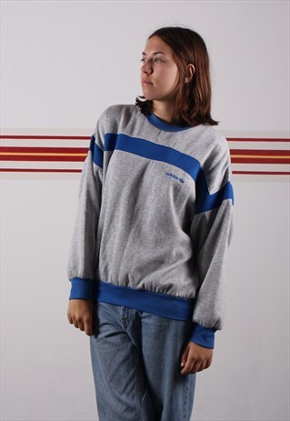 RETRO ADIDAS SWEATSHIRT