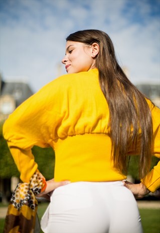 FUN YELLOW JUMPER