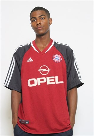 VINTAGE ADIDAS BAYERN MUNICH FOOTBALL SHIRT