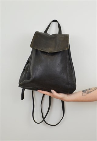 MULTI POCKET BACKPACK