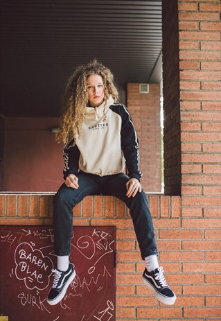 KAOTIKO "COLETTE" SWEATSHIRT IN OFF WHITE/BLACK