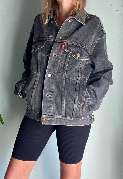 garment image