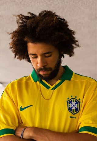 VINTAGE 90'S BRAZIL NIKE SHIRT IN YELLOW AND GREEN