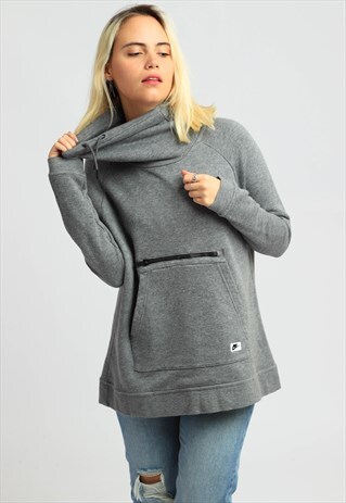 VINTAGE NIKE SWEATSHIRT