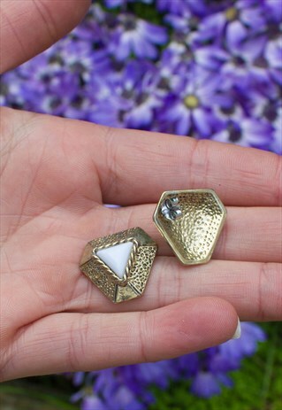 80'S GOLD & WHITE EARRINGS