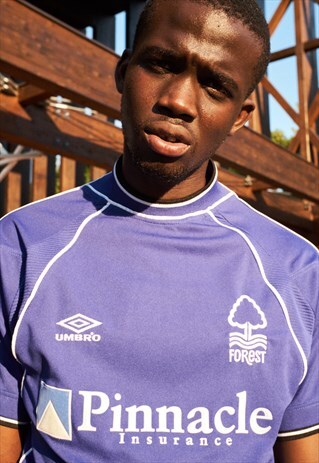 1999 UMBRO NOTTINGHAM FOREST FOOTBALL JERSEY T-SHIRT