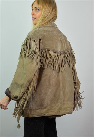 VINTAGE 70S OVERSIZED LIGHT BROWN SUEDE TASSEL/FRINGE JACKET