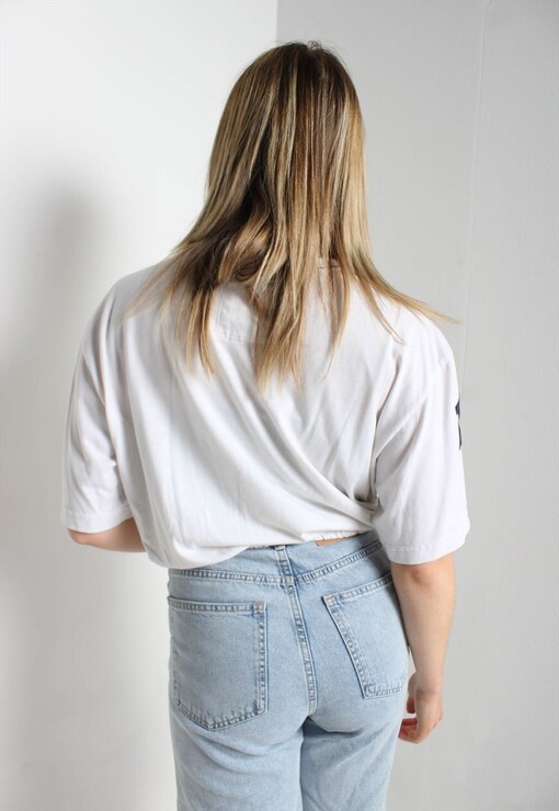 garment image