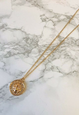 GOLD HEAD PENDANT NECKLACE