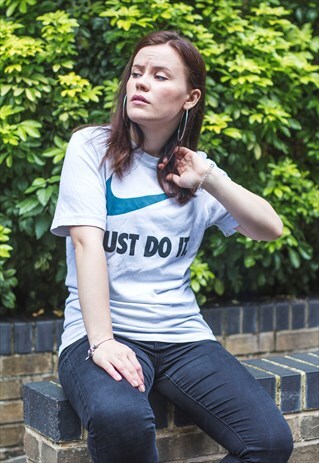 CLASSIC NIKE SPELLOUT T-SHIT (JUST DO IT)