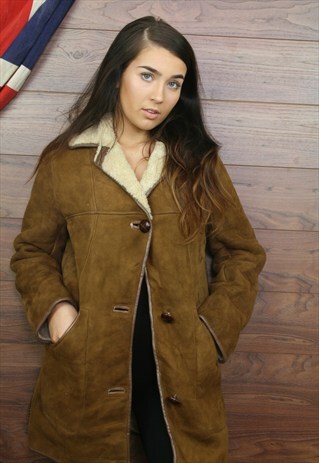 VINTAGE SUEDE,LEATHER SHEEPSKIN SHEARLING LINED WINTER COAT.