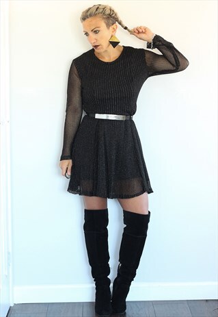 VINTAGE 1990S BLACK AND GOLD SPARKLE LONG SLEEVED DRESS