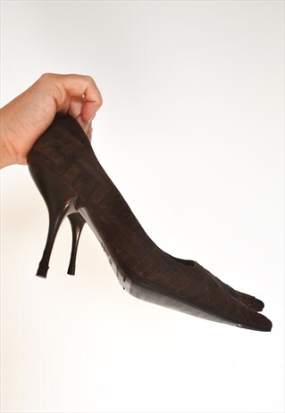 RARE DESIGNER MONOGRAM FENDI SUEDE HEELS