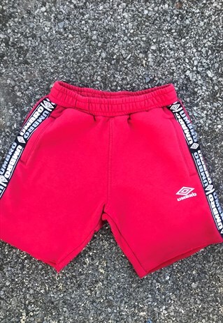 UMBRO OVERSIZED COMFY BRAND SHORTS