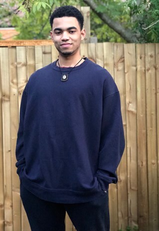 NAVY CHAMPION SWEATSHIRT