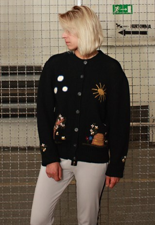 VINTAGE 80' UNIQUE CUTE BLACK EMBROIDERY BEE WOOL JUMPER