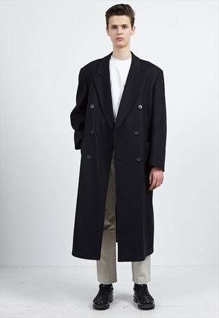 VINTAGE BLACK CASANOVA PEA LONG COAT