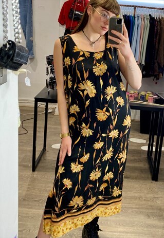VINTAGE 70S DRESS FLORAL MAXI IN BLACK WITH ORANGE FLOWERS