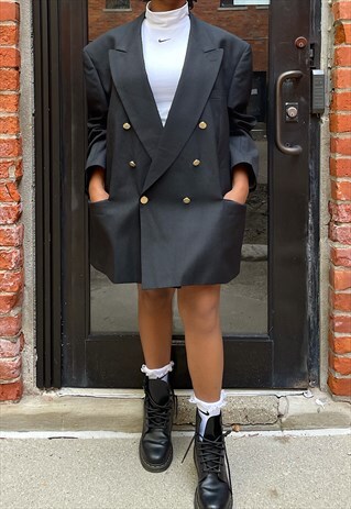 VINTAGE 90S OVERSIZED BLACK WOOL BLAZER