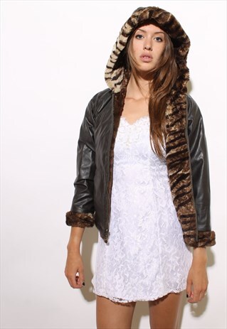 VINTAGE 1990'S 90'S VEGAN FAUX LEATHER PLUSH HOOD JACKET S-M