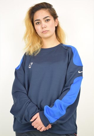 VINTAGE 90'S NIKE SWEATSHIRT