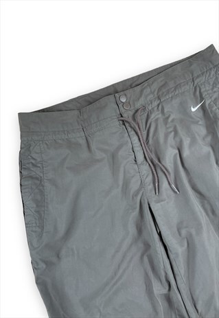 NIKE VINTAGE Y2K GREY 3/4 LENGTH SHORTS EMBROIDERED SWOOSH
