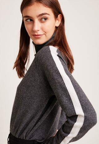 SUBDUED GREY CROPPED TURTLENECK JUMPER
