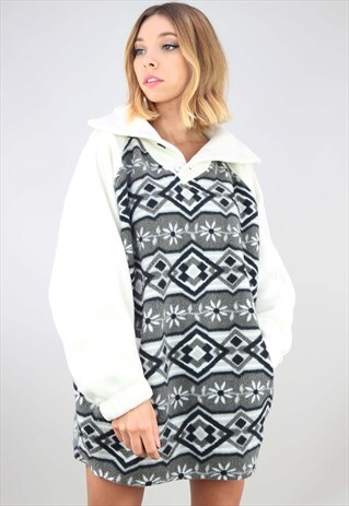 VINTAGE 90S OVERSIZED 1/4 PATTERNED FESTIVAL FLEECE