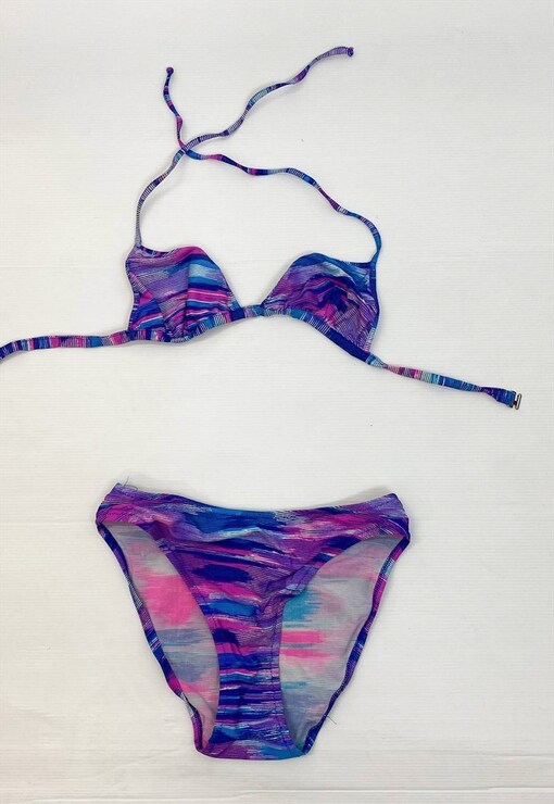 garment image