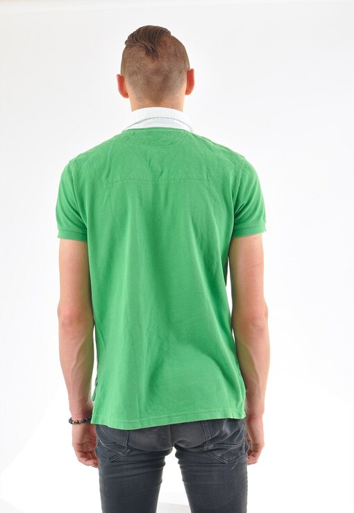 garment image