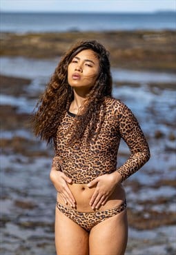 Peppermint Pebbles hipster bikini bottom in leopard print