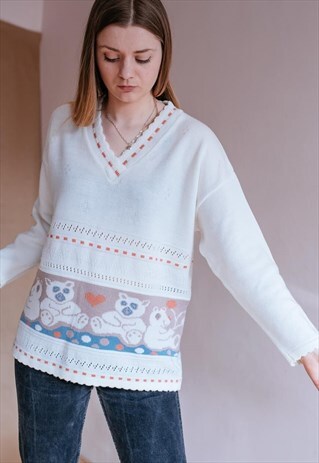 VINTAGE 90S FUNKY BEAR JUMPER
