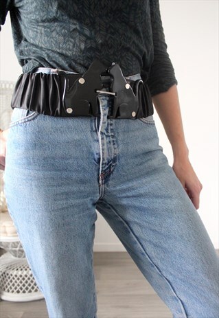 VINTAGE BELT CATS FORM