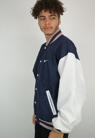VINTAGE 90'S NIKE JACKET