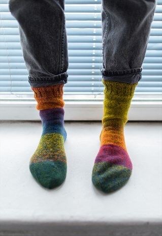 MULTICOLOUR STRIPED HANDMADE KNITTED WOOL SOCKS