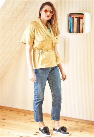 LIGHT YELLOW SHORT SLEEVE JACKET