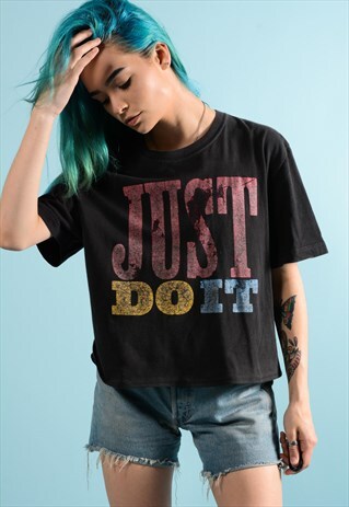 NIKE CROPPED JUST DO IT T-SHIRT