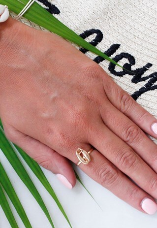 GOLD PUKA SHELL STATEMENT RING