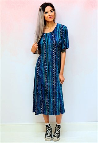 1990S VINTAGE GREEN AND BLUE VISCOSE MIDI T-SHIRT DRESS