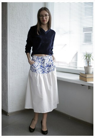 VINTAGE MIDI WHITE FLOWER PRINT SKIRT