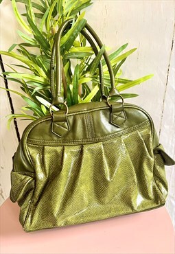 Vintage Green Snakeskin Inside Zip 90's Handbag