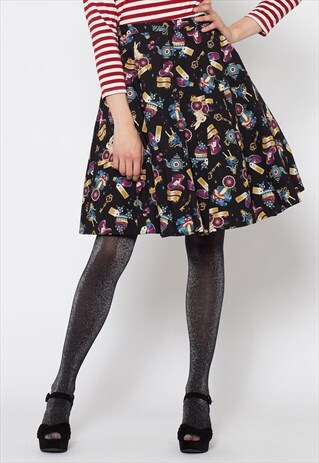 BLACK ALICE IN WONDERLAND PRINT SKIRT