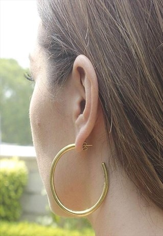 GOLD LARGE BASIC SEMI-OPEN HOOP EARRINGS