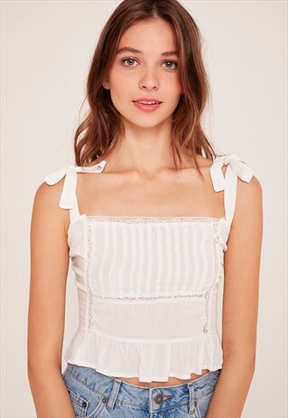 RUFFLES TOP