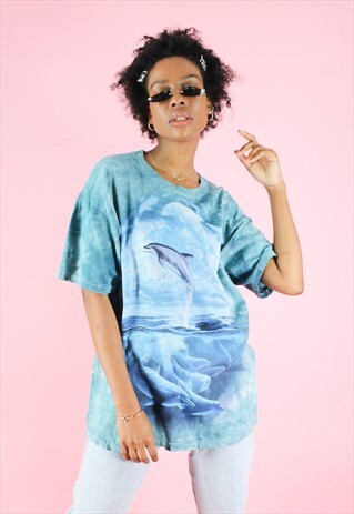 VINTAGE 90S Y2K BLUE TIE DYE DOLPHIN PRINT FESTIVAL T-SHIRT