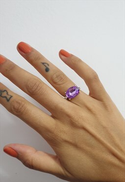 Purple Y2K Oval Gem Stone Ring w Diamante Detail & Gold Band