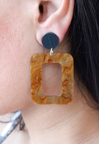 TAN LARGE GEOMETRIC RECTANGLE ACRYLIC DROP DANGLE EARRINGS