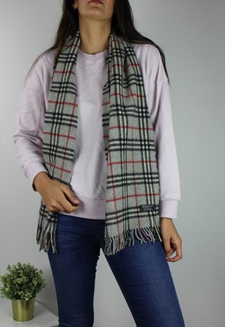 VINTAGE BURBERRY CHECK SCARF WITH LOGO LABEL
