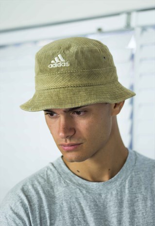VINTAGE ADIDAS BUCKET HAT LOGO 90S X 3.3