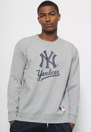 VINTAGE NEW YORK YANKEES SWEATSHIRT